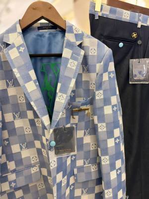 Костюм мъжки сако и панталон LV kod 1022