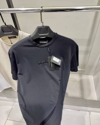 Мъжка тениска dg код 1143