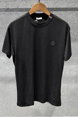 Мъжка тениска MONC код 1074