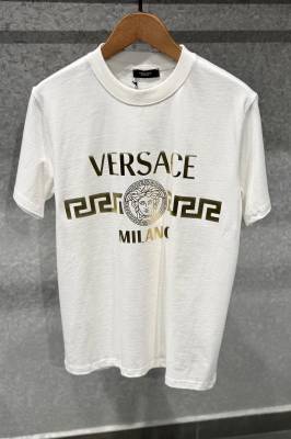 Мъжка тениска VERSC код 1053