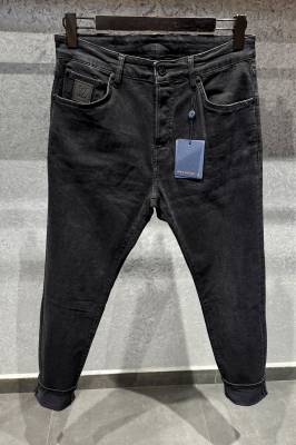 Мъжки дънки LV код 1000