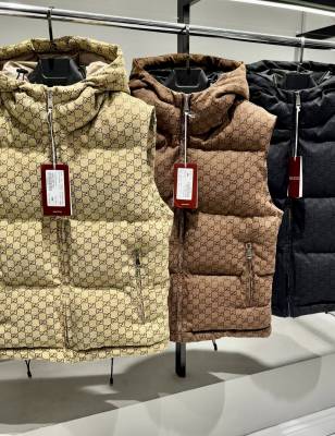 мъжки елек GCC код 1017