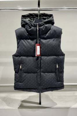 мъжки елек GCC код 1105