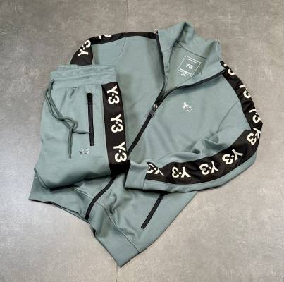 Мъжки комплект Y-3 kod 1010