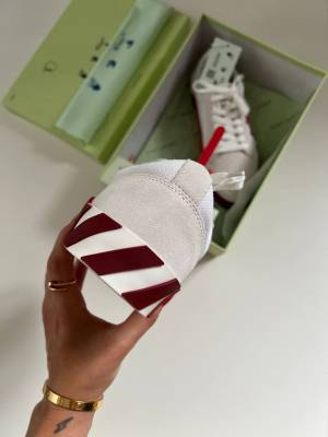 мъжки обувки off код 1184