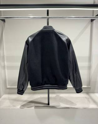 МЪЖКО ЗИМНО ЯКЕ DSQ КОД 988