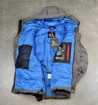 МЪЖКО ЗИМНО ЯКЕ ВАТИРАНО MONCL код 984